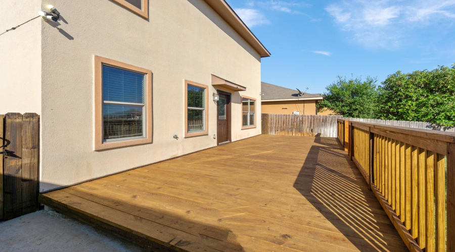 6103 Fraile Dr, laredo, Texas 78043, 3 Bedrooms Bedrooms, 5 Rooms Rooms,2 BathroomsBathrooms,Residential,For Sale,6103 Fraile Dr,20261003