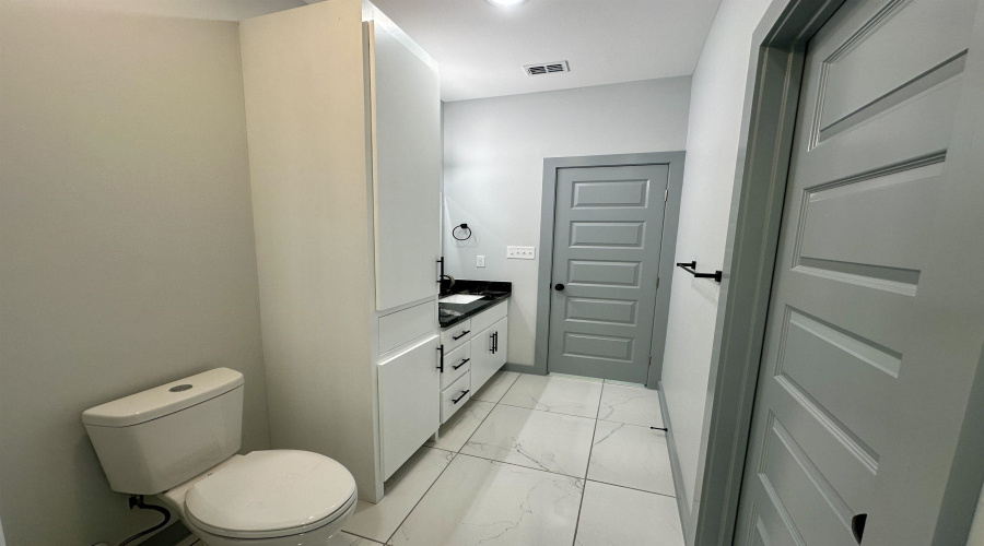 5014 Luna Grande Lp., Laredo, Texas 78046, 3 Bedrooms Bedrooms, 6 Rooms Rooms,2 BathroomsBathrooms,Residential,For Sale,5014 Luna Grande Lp.,20261004