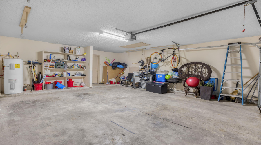 3004 Crest Oak Cir, Laredo, Texas 78045, 4 Bedrooms Bedrooms, 7 Rooms Rooms,2 BathroomsBathrooms,Residential,For Sale,3004 Crest Oak Cir,20261007