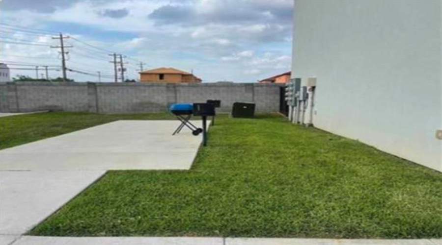 7608 Rocio Dr, Laredo, Texas 78041, 2 Bedrooms Bedrooms, 2 Rooms Rooms,2 BathroomsBathrooms,Residential,For Rent,7608 Rocio Dr,20261008