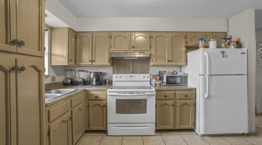 4310 Marcella Ave, Laredo, Texas 78041, ,Multi-family,For Sale,4310 Marcella Ave,20261015