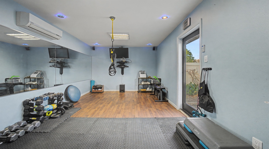 10307 Dancer Dr, Laredo, Texas 78045, 3 Bedrooms Bedrooms, 6 Rooms Rooms,2 BathroomsBathrooms,Residential,For Rent,10307 Dancer Dr,20261010