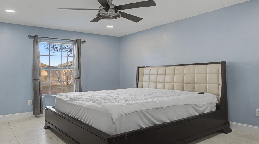 10307 Dancer Dr, Laredo, Texas 78045, 3 Bedrooms Bedrooms, 6 Rooms Rooms,2 BathroomsBathrooms,Residential,For Rent,10307 Dancer Dr,20261010