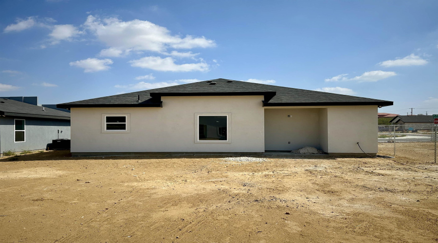 5014 Rio Seco St., Laredo, Texas 78046, 3 Bedrooms Bedrooms, 6 Rooms Rooms,2 BathroomsBathrooms,Residential,For Sale,5014 Rio Seco St.,20261011