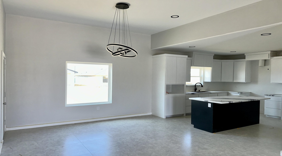 5014 Rio Seco St., Laredo, Texas 78046, 3 Bedrooms Bedrooms, 6 Rooms Rooms,2 BathroomsBathrooms,Residential,For Sale,5014 Rio Seco St.,20261011