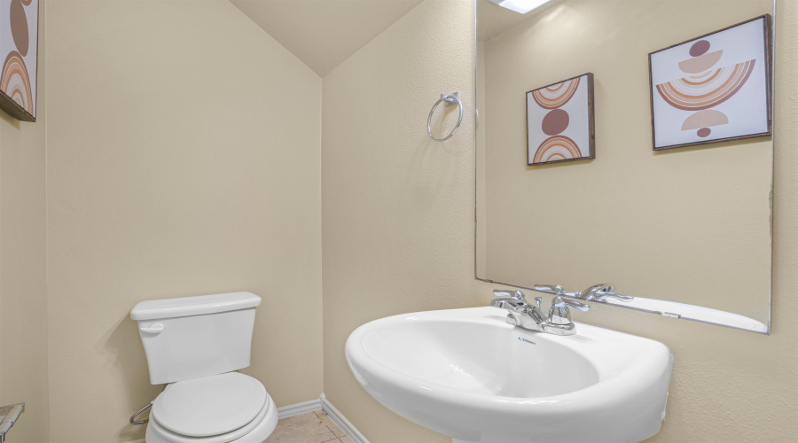 4418 Peacock St., Laredo, Texas 78045, 4 Bedrooms Bedrooms, 7 Rooms Rooms,2 BathroomsBathrooms,Residential,For Sale,4418 Peacock St.,20261013