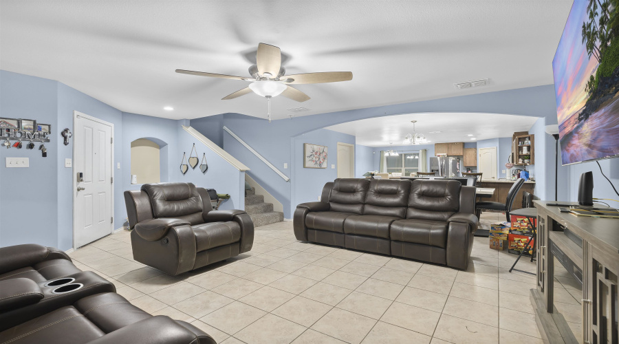 4418 Peacock St., Laredo, Texas 78045, 4 Bedrooms Bedrooms, 7 Rooms Rooms,2 BathroomsBathrooms,Residential,For Sale,4418 Peacock St.,20261013