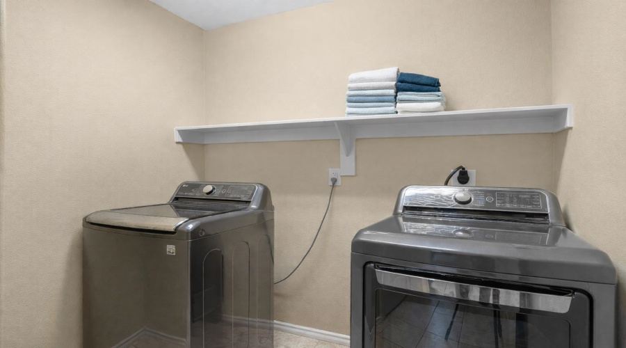 4418 Peacock St., Laredo, Texas 78045, 4 Bedrooms Bedrooms, 7 Rooms Rooms,2 BathroomsBathrooms,Residential,For Sale,4418 Peacock St.,20261013