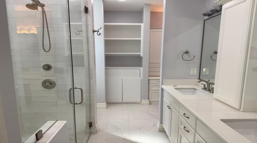 1707 Galveston St, Laredo, Texas 78043, 4 Bedrooms Bedrooms, 6 Rooms Rooms,3 BathroomsBathrooms,Residential,For Rent,1707 Galveston St,20261014