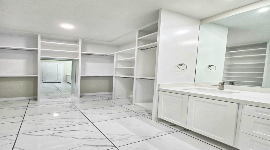 1126 Noyola Loop, Laredo, Texas 78046-6072, 3 Bedrooms Bedrooms, 4 Rooms Rooms,2 BathroomsBathrooms,Residential,For Sale,1126 Noyola Loop,20261017