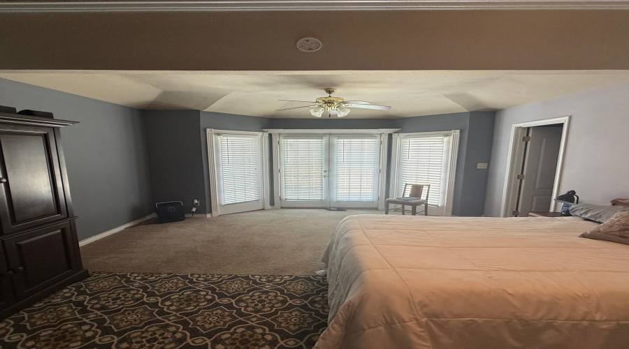 106 Lake Superior Rd, Laredo, Texas 78041, 4 Bedrooms Bedrooms, 12 Rooms Rooms,3 BathroomsBathrooms,Residential,For Sale,106 Lake Superior Rd,20261019