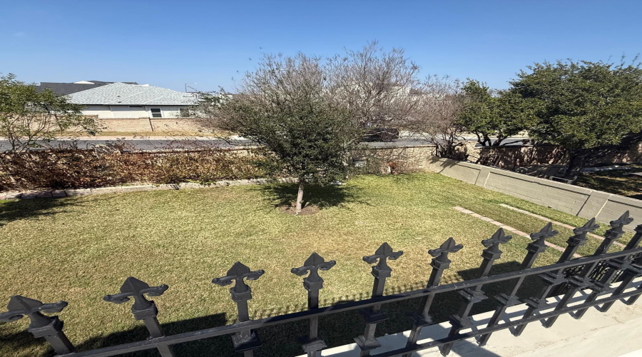 106 Lake Superior Rd, Laredo, Texas 78041, 4 Bedrooms Bedrooms, 12 Rooms Rooms,3 BathroomsBathrooms,Residential,For Sale,106 Lake Superior Rd,20261019