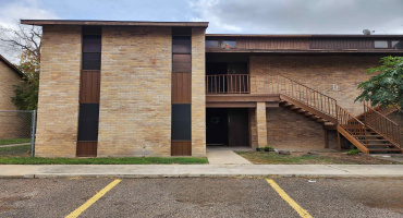 100 E Aurora St, Laredo, Texas 78041, 2 Bedrooms Bedrooms, 4 Rooms Rooms,1 BathroomBathrooms,Residential,For Sale,100 E Aurora St,20261023 100 E Aurora St, Laredo, Texas 78041, 2 Bedrooms Bedrooms, 4 Rooms Rooms,1 BathroomBathrooms,Residential,For Sale,100 E Aurora St,20261023