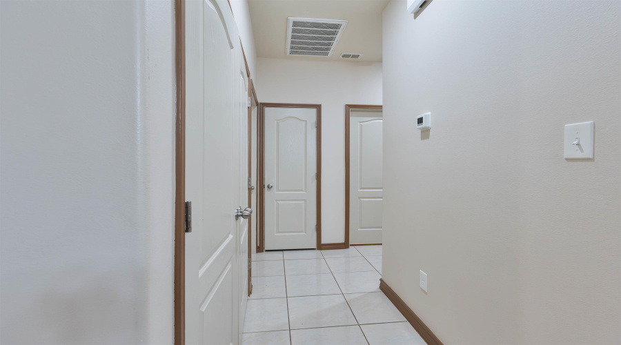 1506 Orto Dr., Laredo, Texas 78045, 3 Bedrooms Bedrooms, 4 Rooms Rooms,2 BathroomsBathrooms,Residential,For Sale,1506 Orto Dr.,20261025