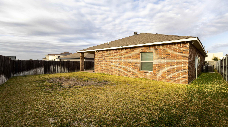 1506 Orto Dr., Laredo, Texas 78045, 3 Bedrooms Bedrooms, 4 Rooms Rooms,2 BathroomsBathrooms,Residential,For Sale,1506 Orto Dr.,20261025
