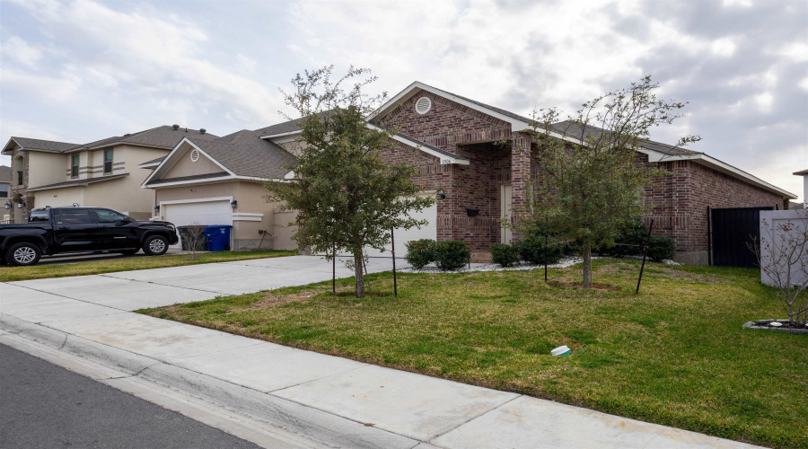 1506 Orto Dr., Laredo, Texas 78045, 3 Bedrooms Bedrooms, 4 Rooms Rooms,2 BathroomsBathrooms,Residential,For Sale,1506 Orto Dr.,20261025