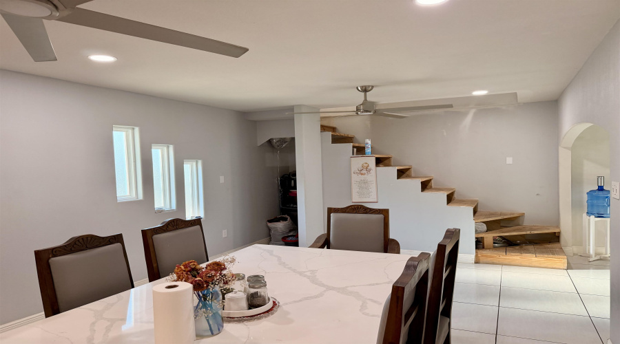 1717 Hendricks Ave, Laredo, Texas 78040, 3 Bedrooms Bedrooms, 5 Rooms Rooms,2 BathroomsBathrooms,Residential,For Sale,1717 Hendricks Ave,20261027