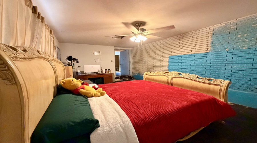 1717 Hendricks Ave, Laredo, Texas 78040, 3 Bedrooms Bedrooms, 5 Rooms Rooms,2 BathroomsBathrooms,Residential,For Sale,1717 Hendricks Ave,20261027