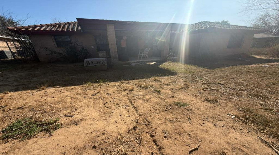 1308 Wildrose Ln, LAREDO, Texas 78041, 3 Bedrooms Bedrooms, 6 Rooms Rooms,2 BathroomsBathrooms,Residential,For Sale,1308 Wildrose Ln,20261030