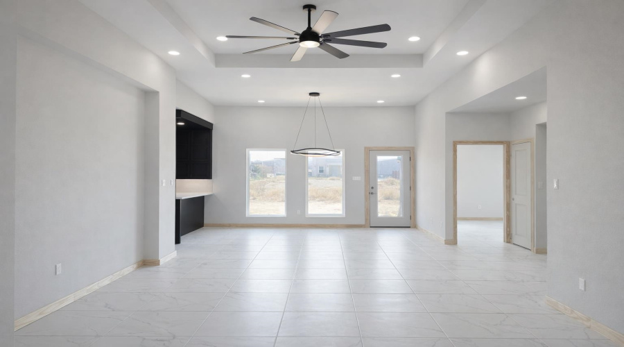 5141 Plasencia Ln., Laredo, Texas 78046, 4 Bedrooms Bedrooms, 5 Rooms Rooms,2 BathroomsBathrooms,Residential,For Sale,5141 Plasencia Ln.,20261031