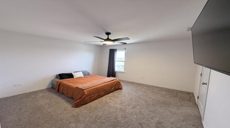 5615 Palestine Dr, Laredo, Texas 78046-5255, 4 Bedrooms Bedrooms, 6 Rooms Rooms,2 BathroomsBathrooms,Residential,For Sale,5615 Palestine Dr,20261034