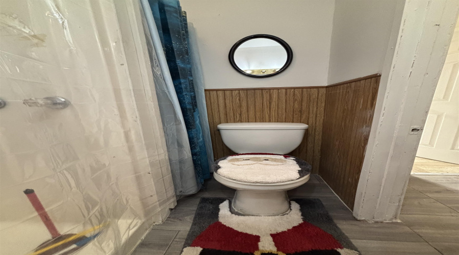 810 E Saunders St, Laredo, Texas 78041, 1 Room Rooms,1 BathroomBathrooms,Commercial retail/office,For Rent,810 E Saunders St,20261040