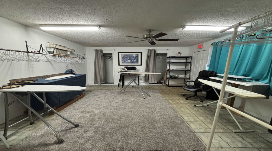 810 E Saunders St, Laredo, Texas 78041, 1 Room Rooms,1 BathroomBathrooms,Commercial retail/office,For Rent,810 E Saunders St,20261040