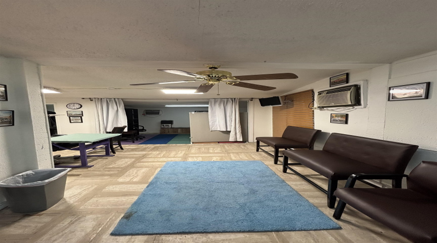 810 E Saunders St, Laredo, Texas 78041, 1 Room Rooms,1 BathroomBathrooms,Commercial retail/office,For Rent,810 E Saunders St,20261040