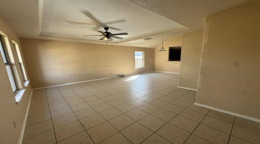 2209 Los Pinos Dr, Laredo, Texas 78046, 3 Bedrooms Bedrooms, 5 Rooms Rooms,2 BathroomsBathrooms,Residential,For Sale,2209 Los Pinos Dr,20255345