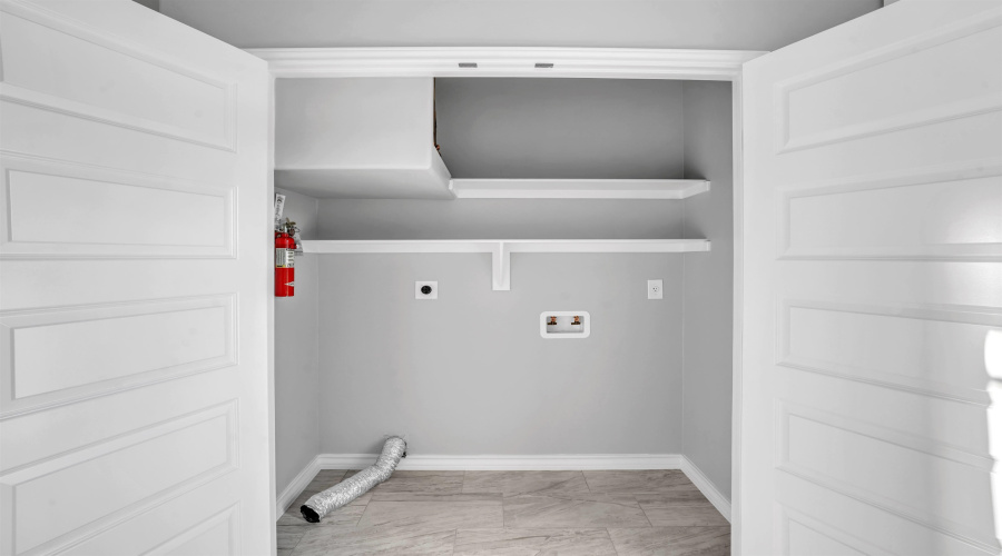 2707 Sanders Ave, LAREDO, Texas 78040, 2 Bedrooms Bedrooms, 3 Rooms Rooms,1 BathroomBathrooms,Residential,For Rent,2707 Sanders Ave,20261035