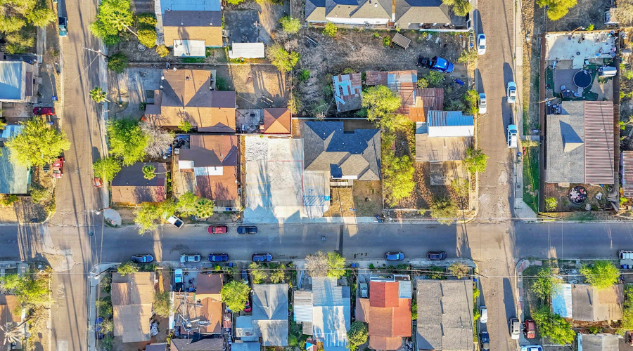 2707 Sanders Ave, LAREDO, Texas 78040, 2 Bedrooms Bedrooms, 3 Rooms Rooms,1 BathroomBathrooms,Residential,For Rent,2707 Sanders Ave,20261035