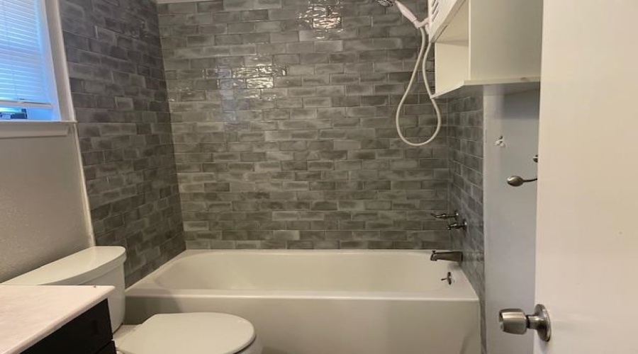 1248 North Oakmont Lp, Laredo, Texas 78045-4270, 3 Bedrooms Bedrooms, 4 Rooms Rooms,2 BathroomsBathrooms,Residential,For Rent,1248 North Oakmont Lp,20261039