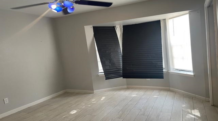 1248 North Oakmont Lp, Laredo, Texas 78045-4270, 3 Bedrooms Bedrooms, 4 Rooms Rooms,2 BathroomsBathrooms,Residential,For Rent,1248 North Oakmont Lp,20261039