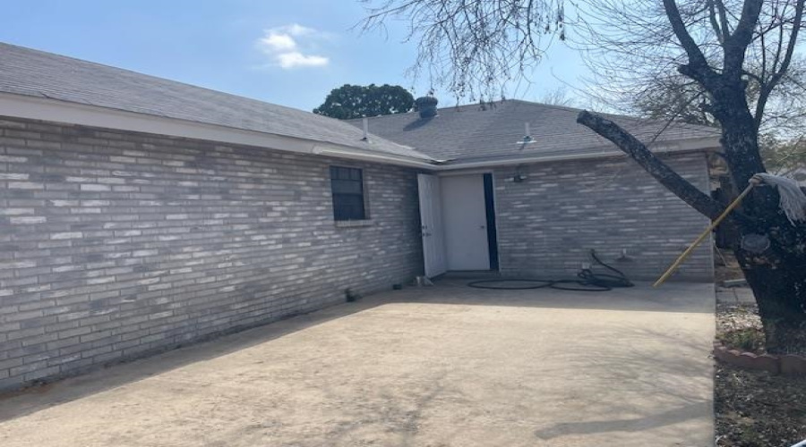 1248 North Oakmont Lp, Laredo, Texas 78045-4270, 3 Bedrooms Bedrooms, 4 Rooms Rooms,2 BathroomsBathrooms,Residential,For Rent,1248 North Oakmont Lp,20261039