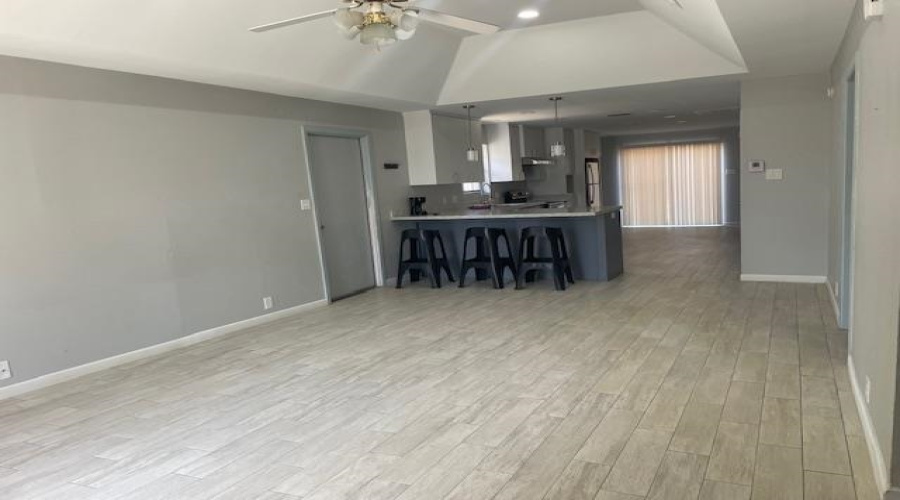 1248 North Oakmont Lp, Laredo, Texas 78045-4270, 3 Bedrooms Bedrooms, 4 Rooms Rooms,2 BathroomsBathrooms,Residential,For Rent,1248 North Oakmont Lp,20261039