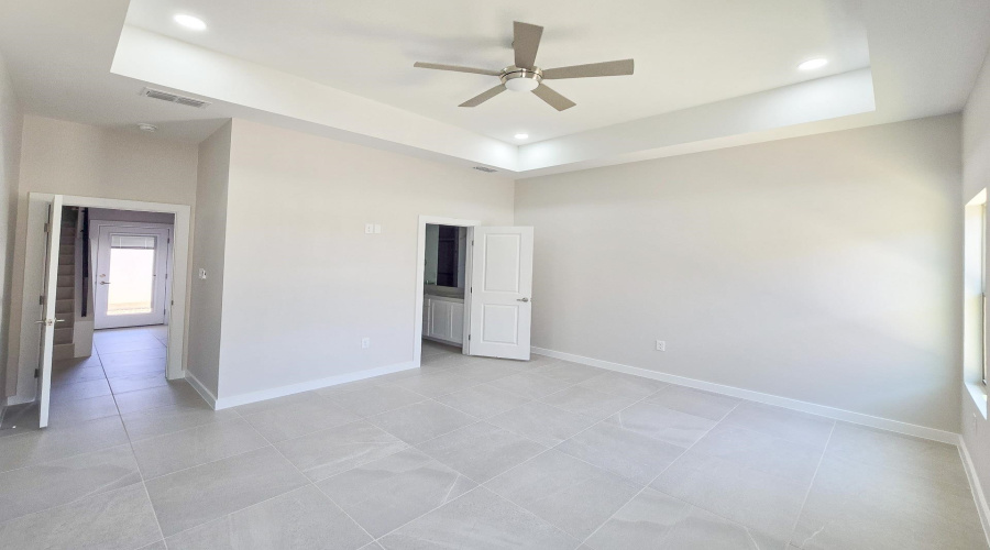 1105 Morocoy Dr., Laredo, Texas 78045-7703, 4 Bedrooms Bedrooms, 5 Rooms Rooms,2 BathroomsBathrooms,Residential,For Sale,1105 Morocoy Dr.,20261043