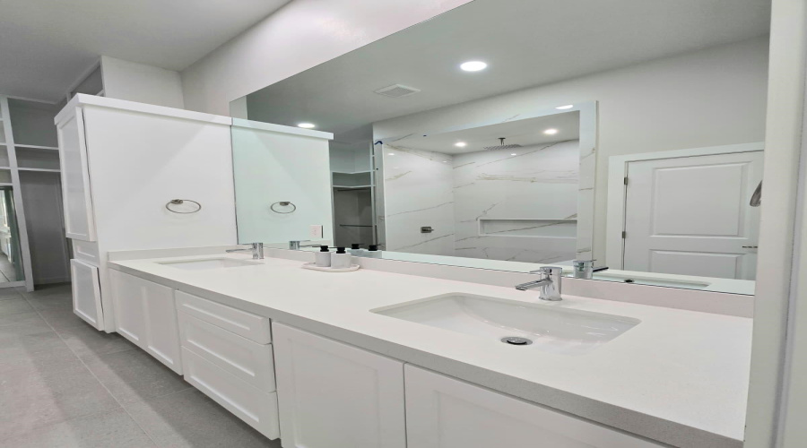 1105 Morocoy Dr., Laredo, Texas 78045-7703, 4 Bedrooms Bedrooms, 5 Rooms Rooms,2 BathroomsBathrooms,Residential,For Sale,1105 Morocoy Dr.,20261043