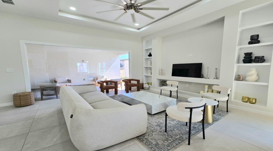 1105 Morocoy Dr., Laredo, Texas 78045-7703, 4 Bedrooms Bedrooms, 5 Rooms Rooms,2 BathroomsBathrooms,Residential,For Sale,1105 Morocoy Dr.,20261043