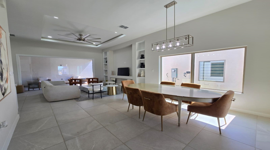 1105 Morocoy Dr., Laredo, Texas 78045-7703, 4 Bedrooms Bedrooms, 5 Rooms Rooms,2 BathroomsBathrooms,Residential,For Sale,1105 Morocoy Dr.,20261043