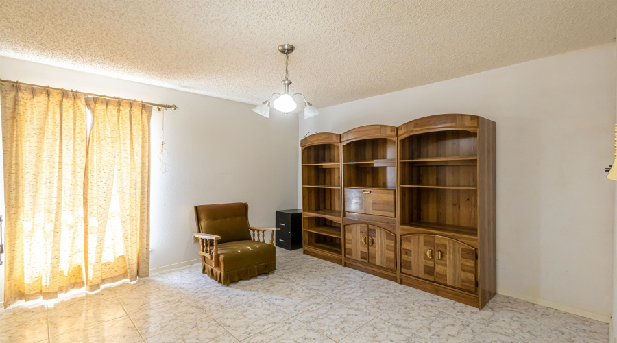 202 Ranch Rd, Laredo, Texas 78043, 3 Bedrooms Bedrooms, 5 Rooms Rooms,2 BathroomsBathrooms,Residential,For Sale,202 Ranch Rd,20261045