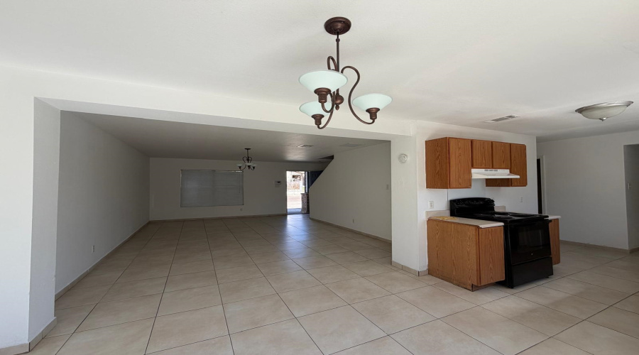 3203 St Isaac Lp, LAREDO, Texas 78046, 3 Bedrooms Bedrooms, 5 Rooms Rooms,2 BathroomsBathrooms,Residential,For Rent,3203 St Isaac Lp,20261047