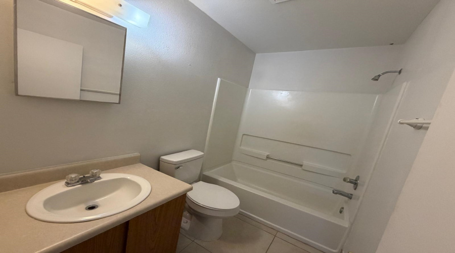 3203 St Isaac Lp, LAREDO, Texas 78046, 3 Bedrooms Bedrooms, 5 Rooms Rooms,2 BathroomsBathrooms,Residential,For Rent,3203 St Isaac Lp,20261047