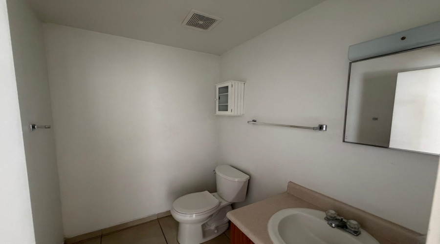 3203 St Isaac Lp, LAREDO, Texas 78046, 3 Bedrooms Bedrooms, 5 Rooms Rooms,2 BathroomsBathrooms,Residential,For Rent,3203 St Isaac Lp,20261047