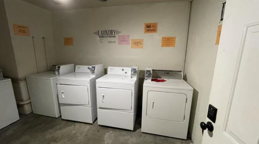 3801 Salinas Ave, Laredo, Texas 78041, 1 Bedroom Bedrooms, 3 Rooms Rooms,1 BathroomBathrooms,Residential,For Rent,3801 Salinas Ave,20261052