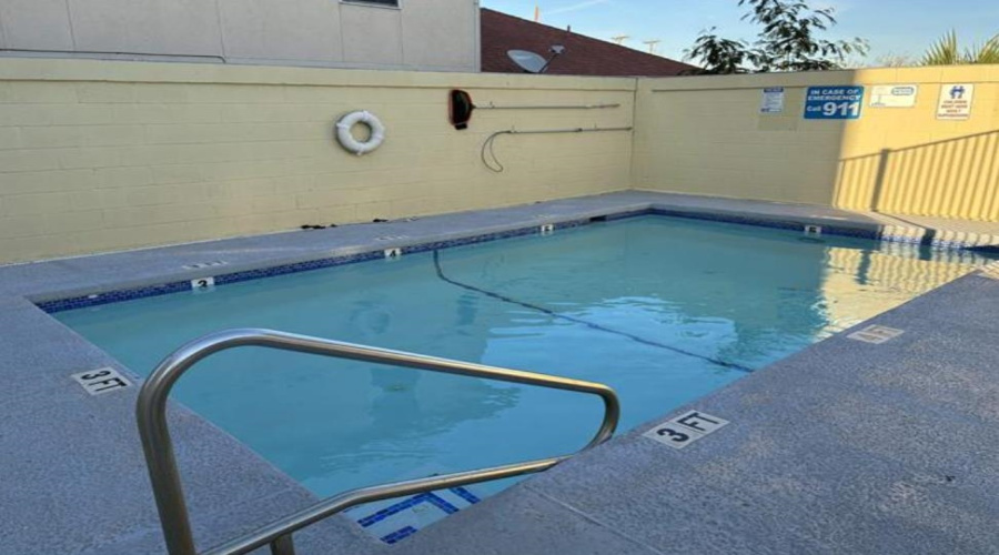 5402 Marcella Ave, LAREDO, Texas 78041, 2 Bedrooms Bedrooms, 4 Rooms Rooms,1 BathroomBathrooms,Residential,For Rent,5402 Marcella Ave,20261053