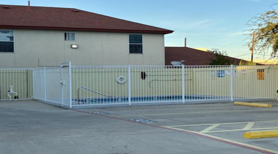 5402 Marcella Ave, LAREDO, Texas 78041, 2 Bedrooms Bedrooms, 4 Rooms Rooms,1 BathroomBathrooms,Residential,For Rent,5402 Marcella Ave,20261053