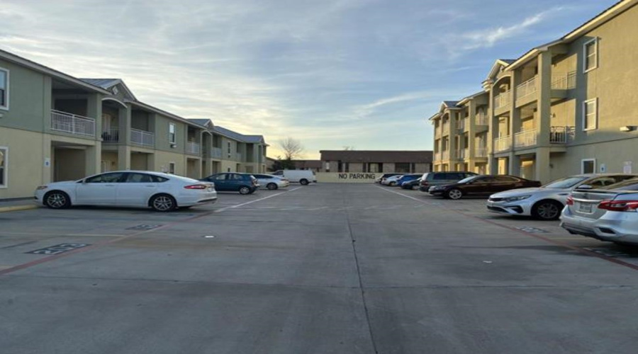 5402 Marcella Ave, LAREDO, Texas 78041, 2 Bedrooms Bedrooms, 4 Rooms Rooms,1 BathroomBathrooms,Residential,For Rent,5402 Marcella Ave,20261053