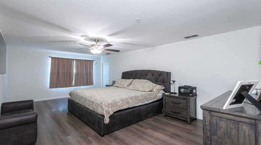 9924 Borna, Laredo, Texas 78045, 3 Bedrooms Bedrooms, 6 Rooms Rooms,2 BathroomsBathrooms,Residential,For Sale,9924 Borna,20261055