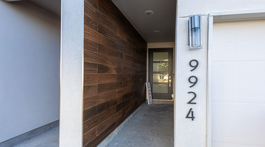 9924 Borna, Laredo, Texas 78045, 3 Bedrooms Bedrooms, 6 Rooms Rooms,2 BathroomsBathrooms,Residential,For Sale,9924 Borna,20261055