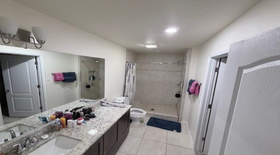 1311 Port Texas Dr., Laredo, Texas 78045, 3 Bedrooms Bedrooms, 3 Rooms Rooms,2 BathroomsBathrooms,Residential,For Sale,1311 Port Texas Dr.,20261056